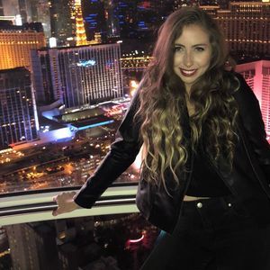 Meet your Posher, Jennifer